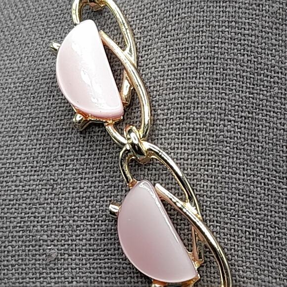 Vintage Lavender Moonglow Choker Necklace, Gold Tone, 1950s Vintage Jewelry - Picture 3 of 11